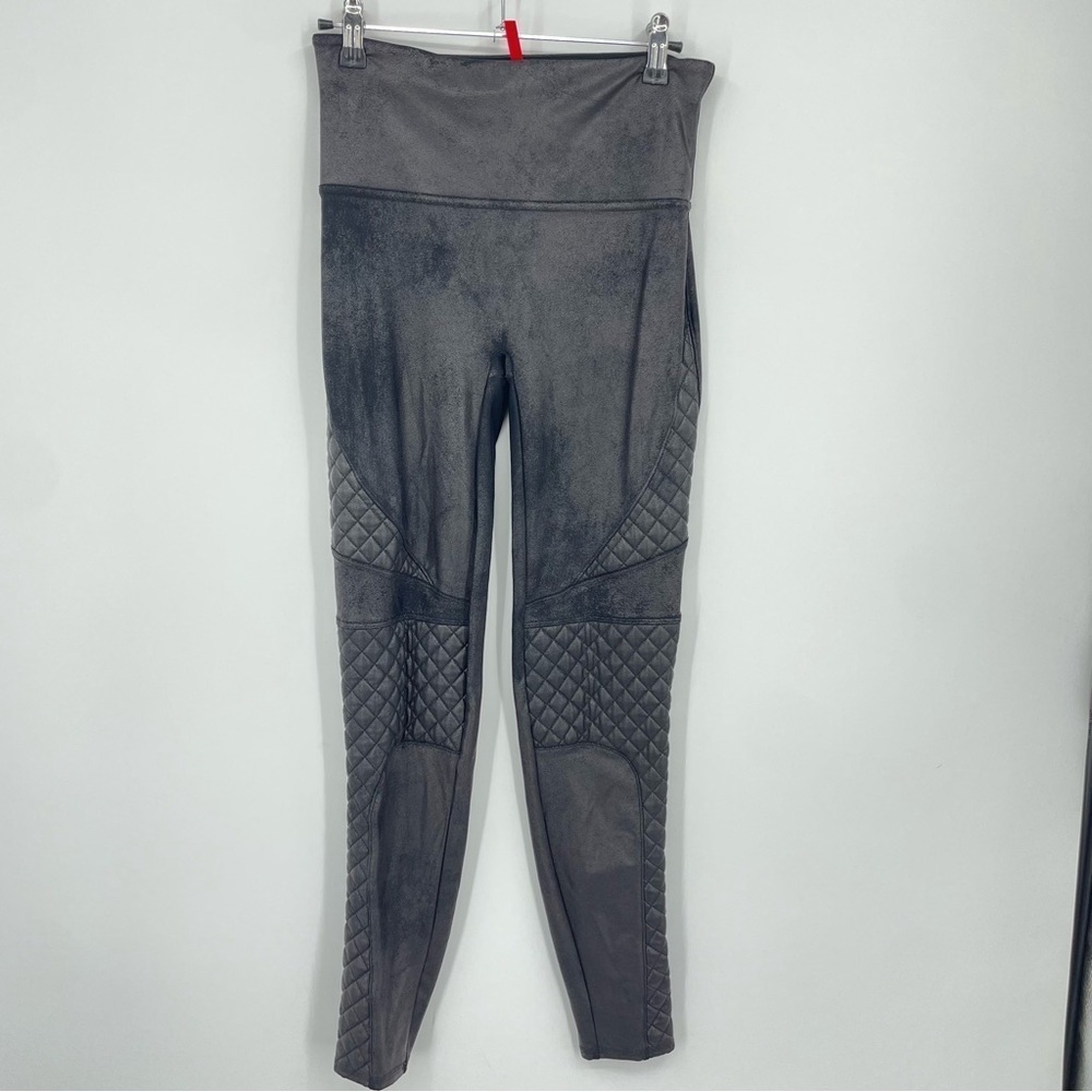 Spanx Quilted Faux Leather Legging in Black. Sz M‎ 20248R